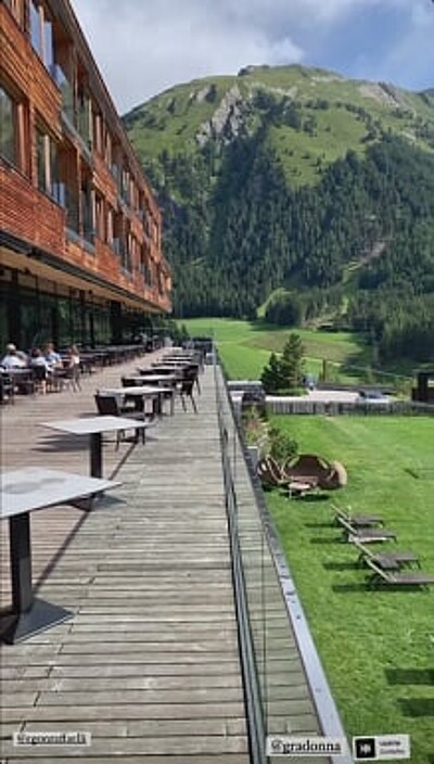Dall'Instagram videos di Giorgio Pasotti Gradonna Mountain Resort Egon Raffaelli>>